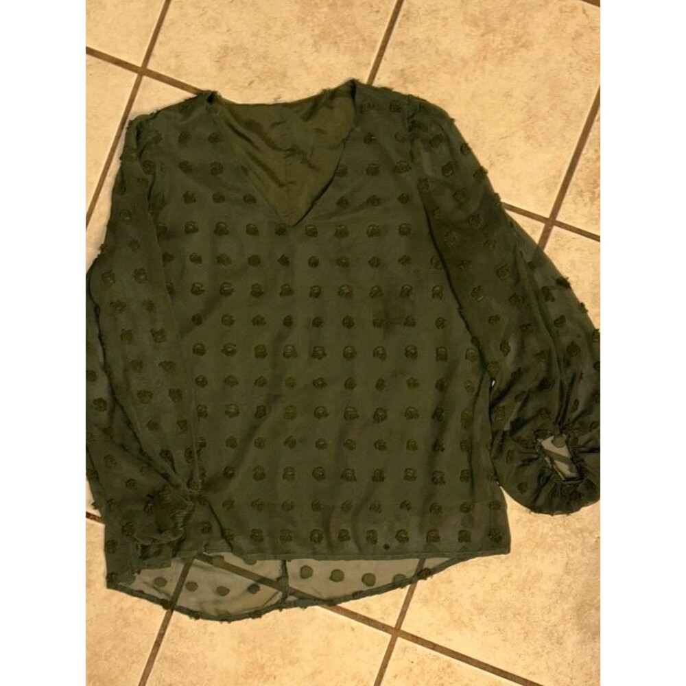 Women’s Green V Neck Top Size Large
